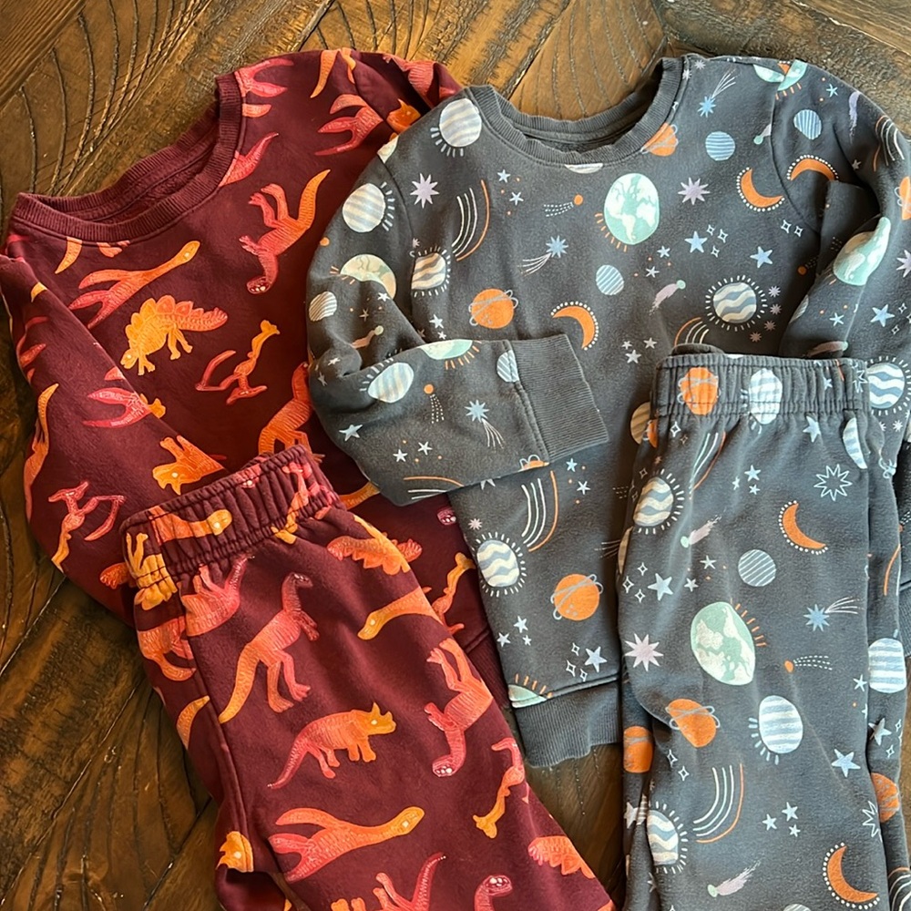 Two 5T cat and jack jogger sweat sets